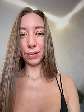 Snapshot of EvaCatt chatting on February 2026 03:51:02 AM EvaCatt online show from February 2026 03:51:02 AM