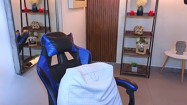 Snapshot of Kenya--Buhle chatting on March 2026 12:12:02 PM Kenya--Buhle online show from March 2026 12:12:02 PM