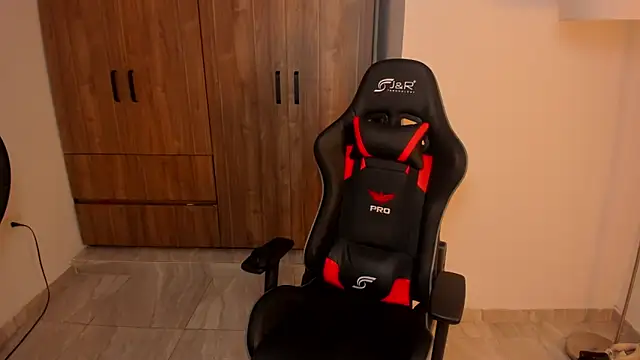 Jake simons online show from September 2025 02:33:01 AM