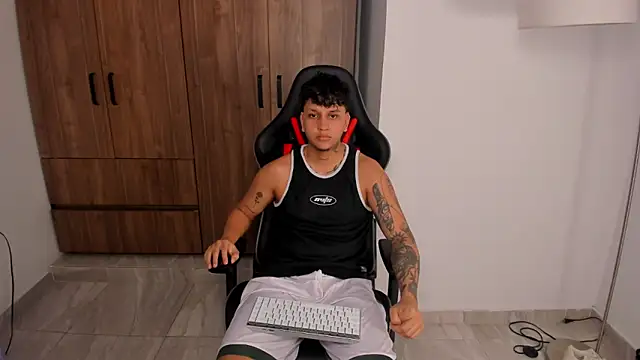 Jake simons online show from September 2025 09:23:02 AM