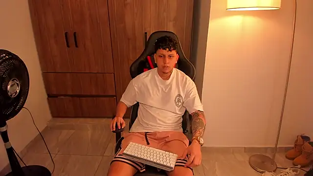 Jake simons online show from February 2026 04:09:01 AM