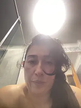 andreaisis2 online show from February 2025 04:09:02 AM