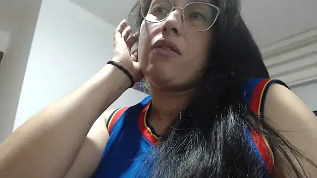 andreaisis2 online show from October 2025 03:39:02 AM