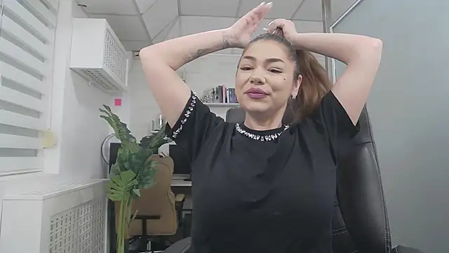 Ella sweety online show from February 2026 06:11:01 AM