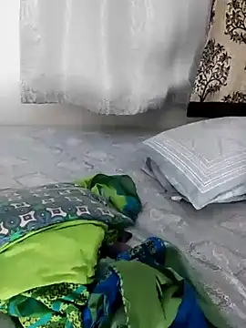 Indian desi wife online show from December 2024 07:32:02 PM