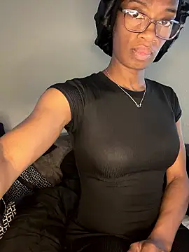 sweetsexiecool7 online show from January 2026 06:31:01 PM