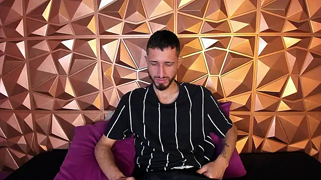 Snapshot of sam_bisex chatting on February 2026 02:31:01 AM sam bisex online show from February 2026 02:31:01 AM