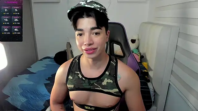 santy7v7 online show from October 2025 01:23:04 PM