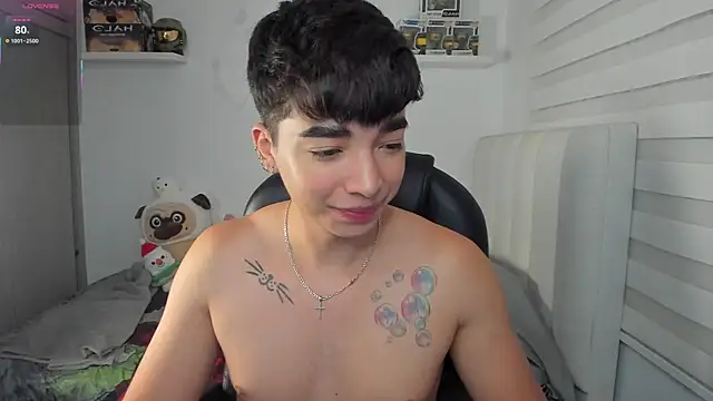 santy7v7 online show from April 2026 01:19:01 PM