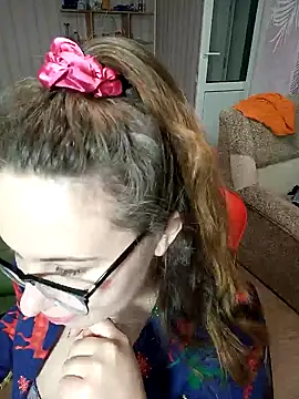 DienkaGreen online show from January 2025 11:07:01 AM