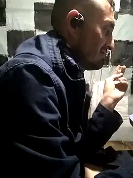 Wero4200 online show from April 2026 07:14:01 AM