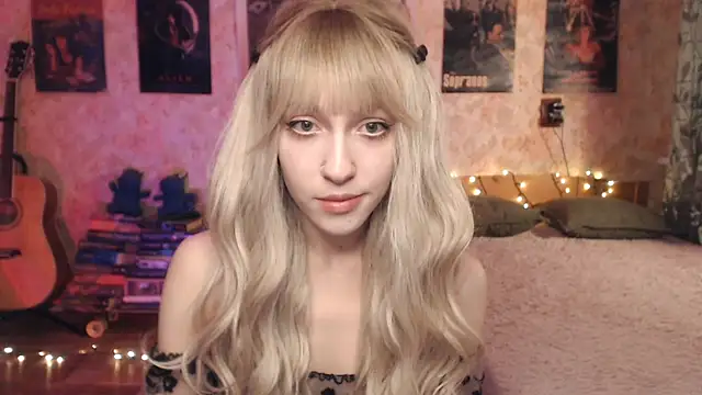 Friendly Ellie online show from January 2025 12:10:01 AM