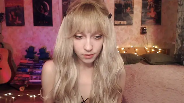 Friendly Ellie online show from January 2025 11:05:01 PM