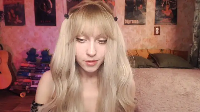 Friendly Ellie online show from March 2025 11:20:02 PM