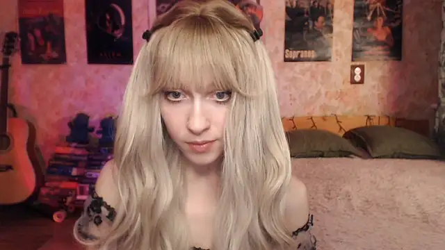 Friendly Ellie online show from March 2025 01:19:02 PM