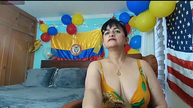 ISABEEL SOFIA01 online show from July 2026 11:57:01 AM