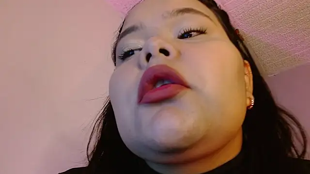 sexychubby    online show from July 2026 05:28:01 PM