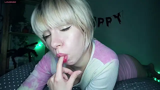 cruellagoth666 online show from December 2024 03:36:01 PM