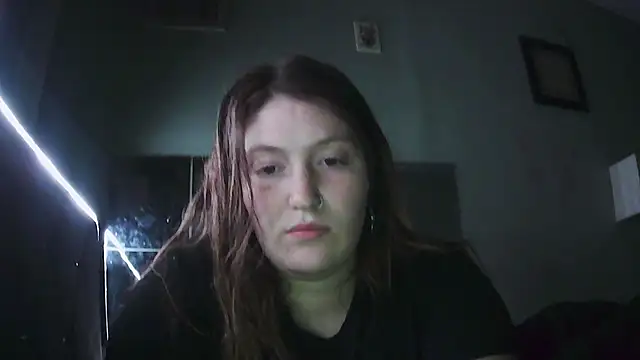 Snapshot of Angelk43 chatting on June 2026 04:36:02 AM Angelk43 online show from June 2026 04:36:02 AM