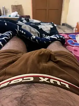 Snapshot of Bareilly_Boy1 chatting on February 2025 04:46:02 AM Bareilly Boy1 online show from February 2025 04:46:02 AM