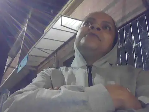 BayleyBanks online show from September 2025 03:29:01 AM