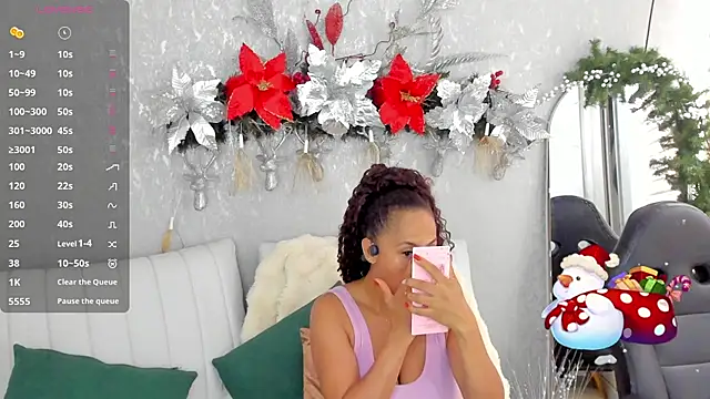 EmmaFerrary online show from November 2025 04:10:02 PM