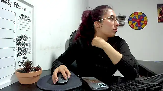 Scarlett Sen online show from December 2024 05:04:01 PM