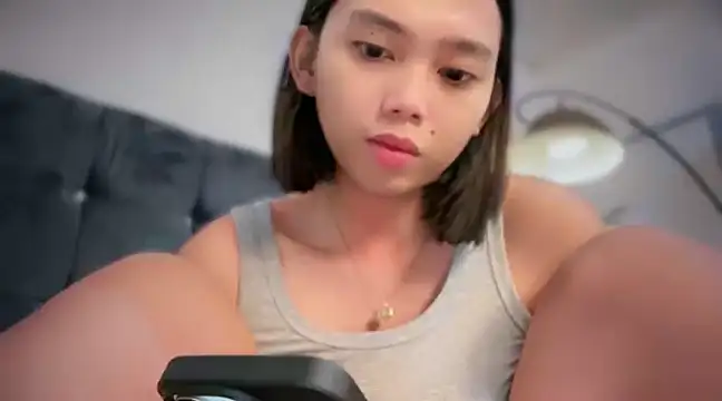 GenesisCastillano online show from February 2025 01:55:01 PM