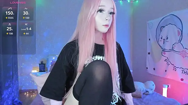Snapshot of Misty_Shadow chatting on October 2025 09:46:01 PM Misty Shadow online show from October 2025 09:46:01 PM