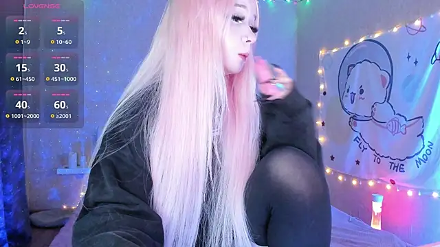 Misty Shadow online show from December 2025 11:43:01 PM