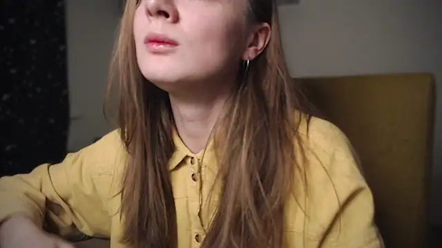 mollytuck online show from February 2025 03:59:01 PM