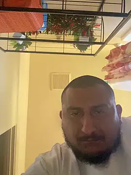 Snapshot of dro6969 chatting on December 2024 07:40:02 PM dro6969 online show from December 2024 07:40:02 PM