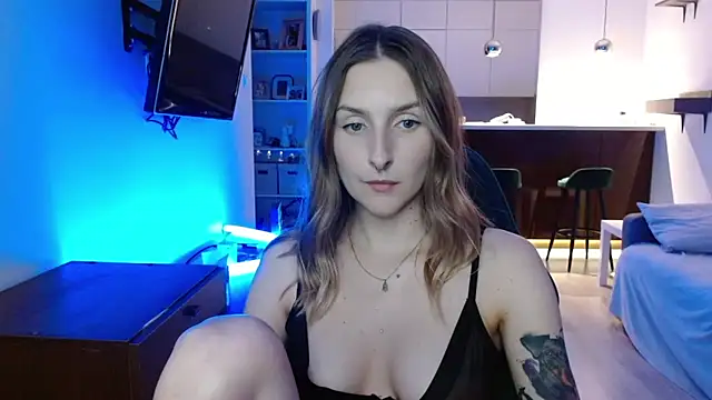 illusorycat online show from October 2025 07:01:01 PM