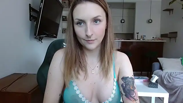 illusorycat online show from October 2025 10:38:01 AM