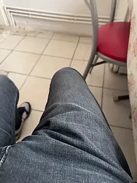 MAHKE12 online show from October 2025 07:31:01 AM