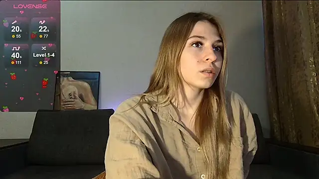 LovelyKatea online show from February 2025 11:45:02 AM