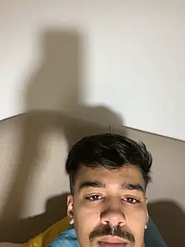 Hermanooooooo online show from May 2026 10:44:01 AM