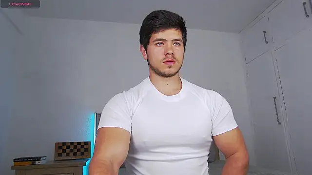 Arilas  online show from April 2026 07:05:01 AM