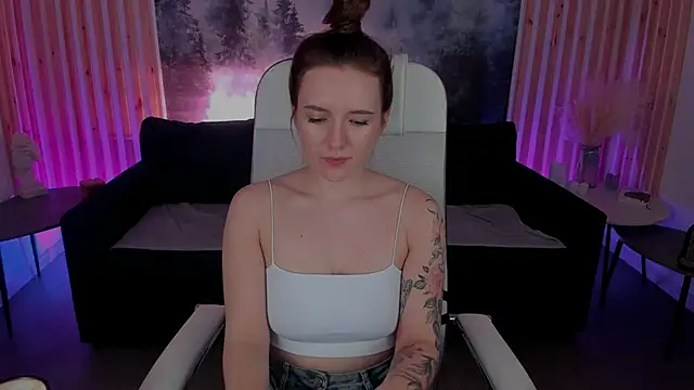 JennyDens online show from February 2025 08:53:02 AM