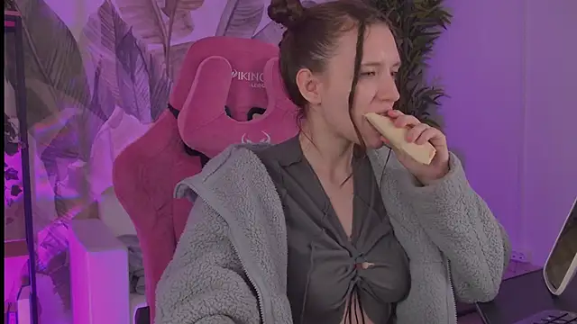 JennyDens online show from March 2026 03:51:01 PM