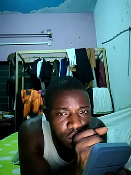 Snapshot of vannycov chatting on November 2025 11:37:02 PM vannycov online show from November 2025 11:37:02 PM