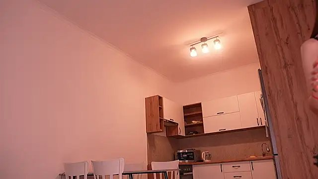 sharlin 13 online show from April 2026 02:53:02 AM