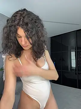  CurlySue  online show from March 2026 08:53:01 AM