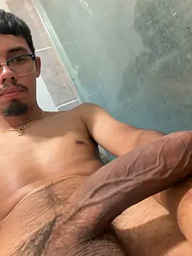 yinyang202 online show from April 2026 08:17:01 PM