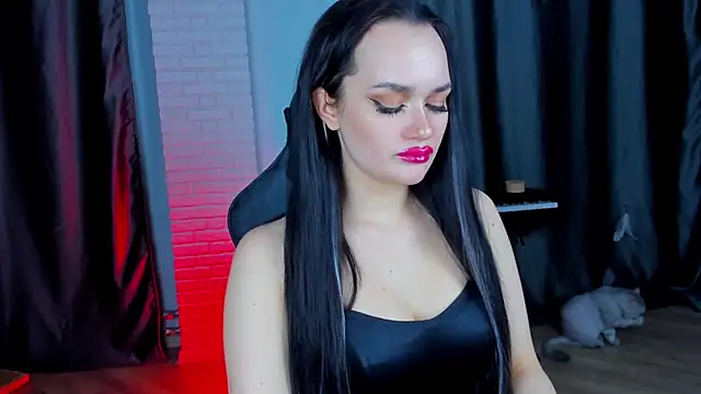 QueenAliss online show from December 2024 03:12:01 PM