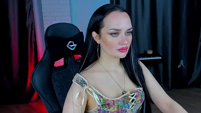 QueenAliss online show from December 2024 11:55:02 AM