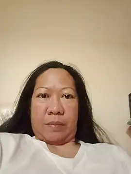 Snapshot of Sweet_Lady30 chatting on August 2026 08:18:01 PM Sweet Lady30 online show from August 2026 08:18:01 PM