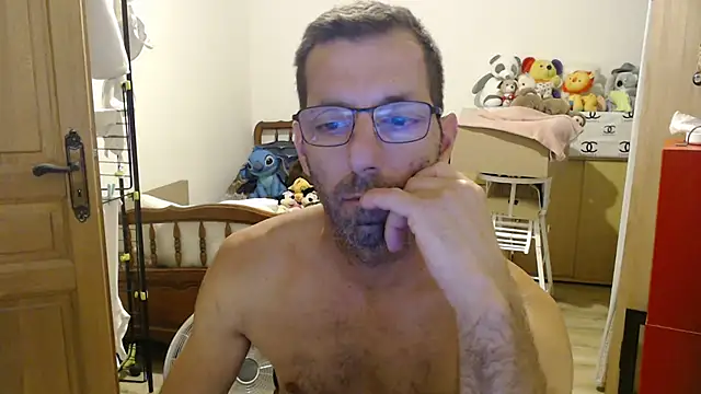 Snapshot of steph19x5 chatting on July 2026 07:07:02 PM steph19x5 online show from July 2026 07:07:02 PM