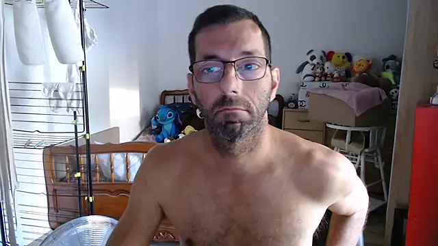 Snapshot of steph19x5 chatting on July 2026 05:43:01 AM steph19x5 online show from July 2026 05:43:01 AM