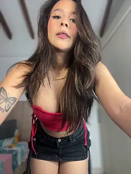 Little Amber6 online show from October 2025 01:08:02 AM